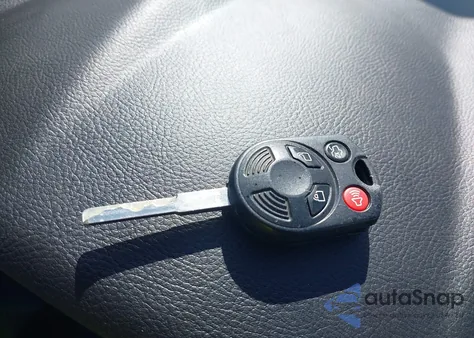 2018 Ford Focus Se z USA, uszkodzony, nr VIN 1FADP3F22JL259859